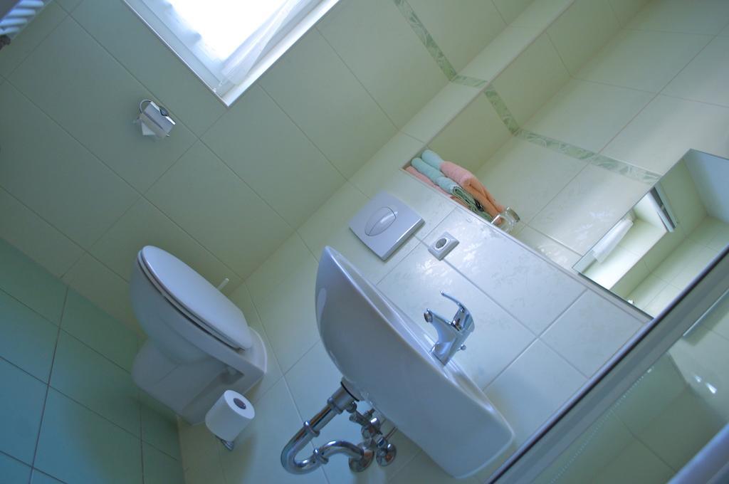 Gasthof & Pension Zum Himmel Rubenow Room photo